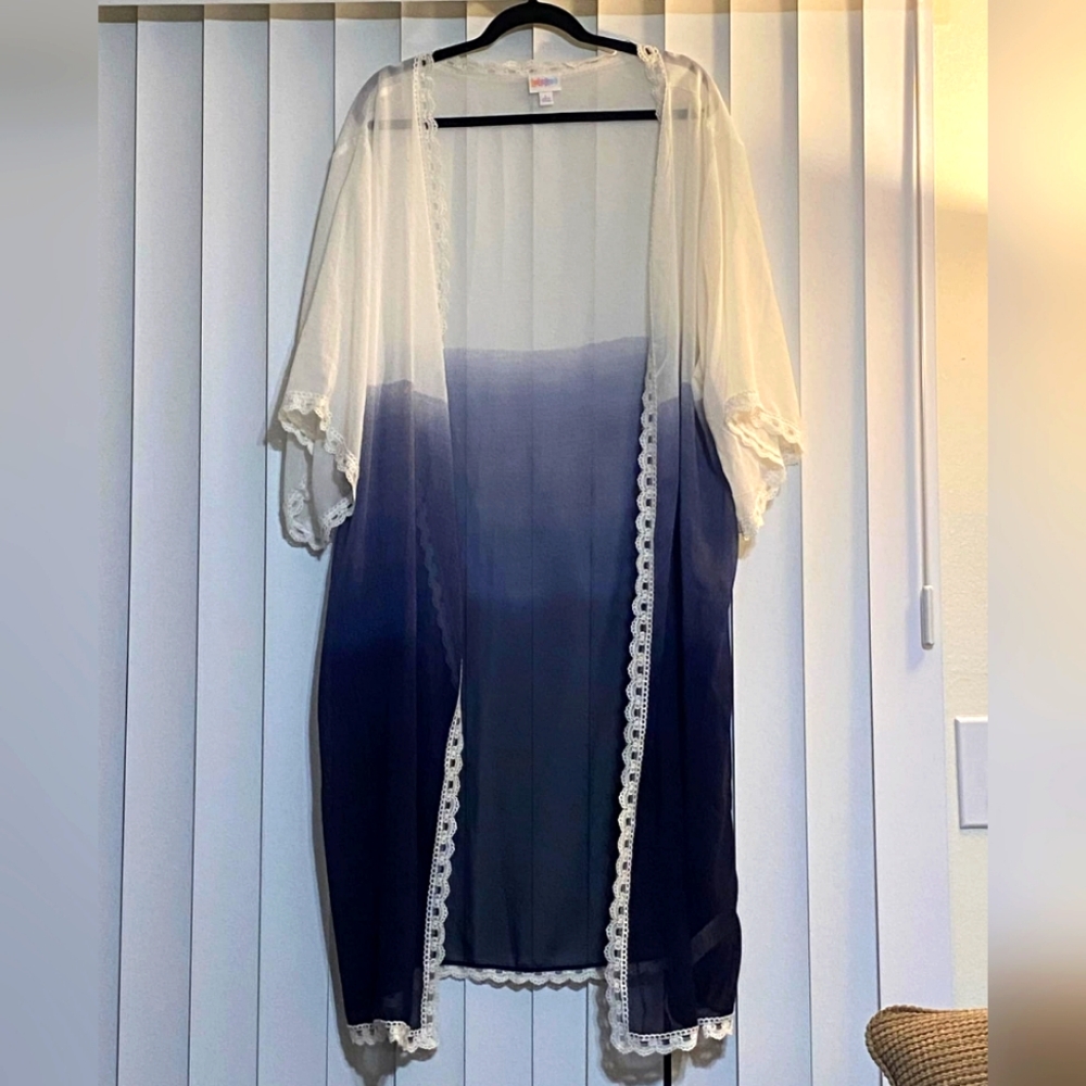 LulaRoe Large Shaw Shrug Poncho Sweater Sheer Ombre Blue white